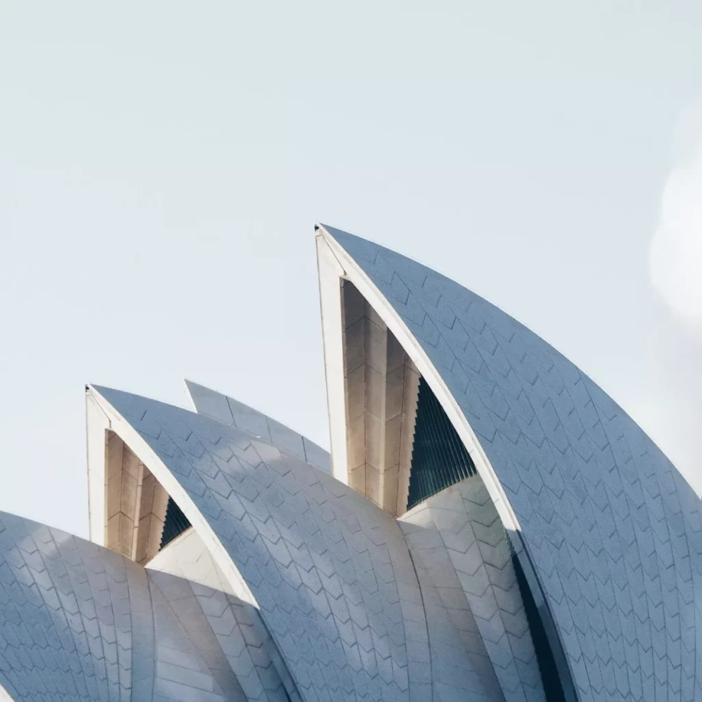 Image of Sydney Opera House used as the thumbnail on the Australian Work Permit Page